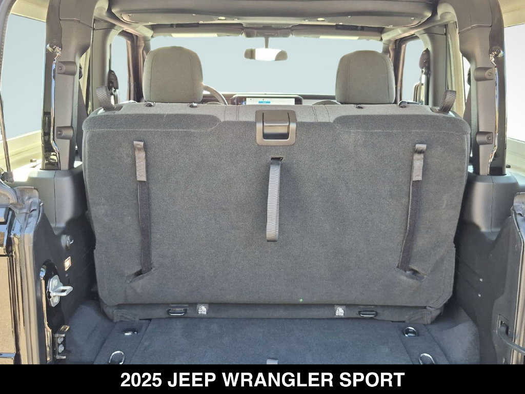 Used 2025 Jeep Wrangler Sport AWD/4WD image 22
