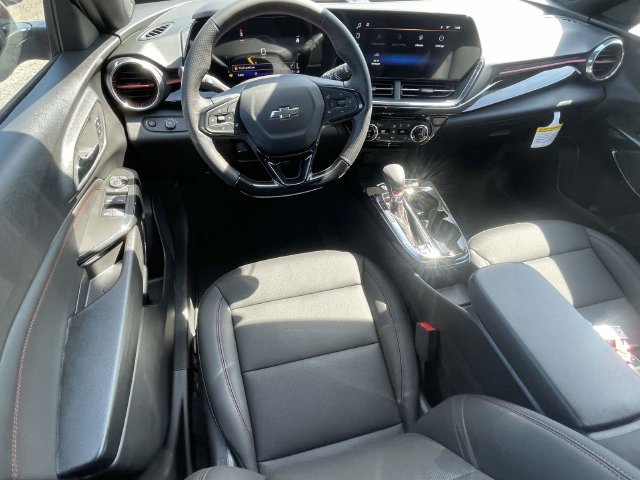 New 2026 Chevrolet Trax RS w/ Driver Confidence Package FWD image 11
