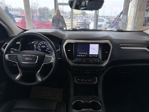 Used 2022 GMC Acadia Denali w/ Denali Ultimate Package FWD image 45