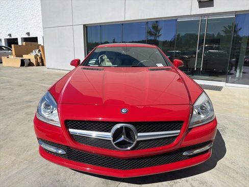 Used 2014 Mercedes-Benz SLK 350 image 4