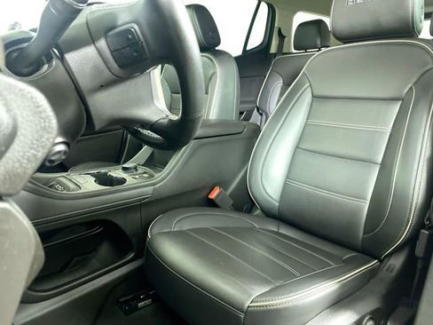 Used 2023 GMC Acadia Denali image 17