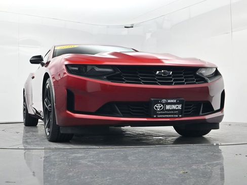 Used 2020 Chevrolet Camaro LT image 51