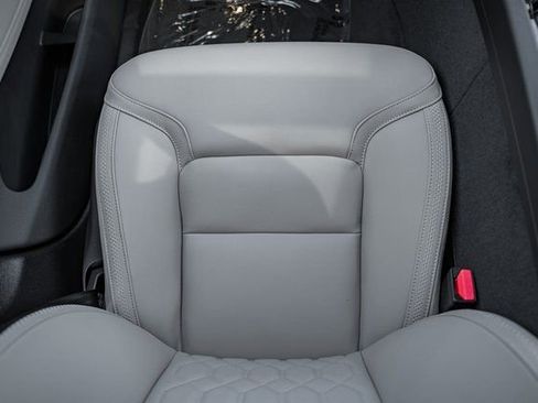 New 2026 Volvo XC60 B5 Plus w/ Protection Package Premier image 27