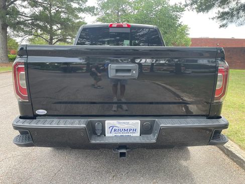 Used 2018 GMC Sierra 1500 Denali AWD/4WD image 4