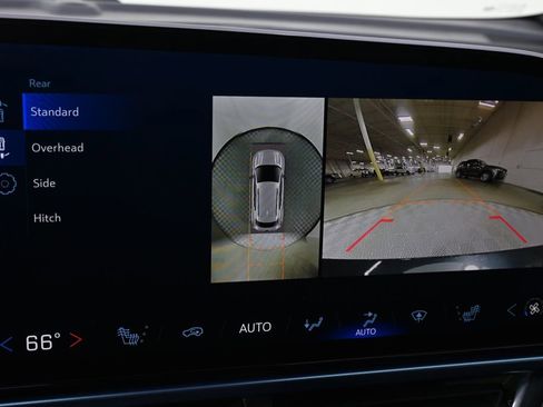 Used 2025 Chevrolet Equinox EV LT w/ Convenience Package image 29