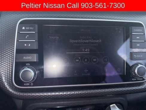 Used 2018 Nissan Kicks SV image 12