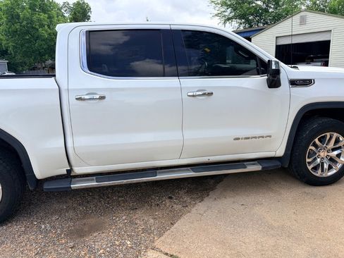 Used 2020 GMC Sierra 1500 SLT w/ SLT Premium Package AWD/4WD image 15