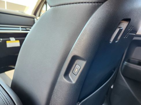 New 2026 Hyundai Santa Fe SEL image 23