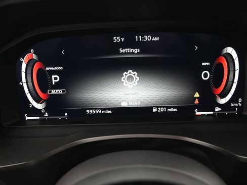 Used 2021 Nissan Rogue Platinum image 19