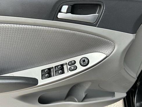 Used 2016 Hyundai Accent Sport image 25