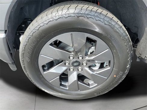 New 2025 Ford F150 Lightning Flash image 23