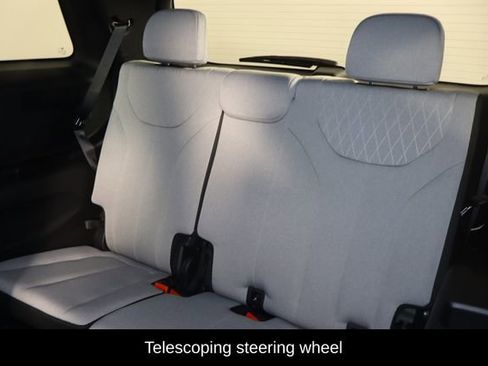 Used 2020 Hyundai Palisade SE image 17