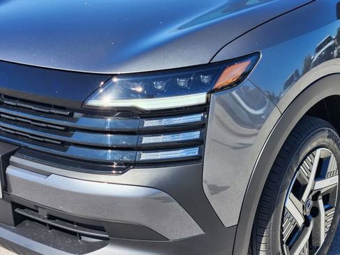 New 2026 Nissan Kicks SV image 6