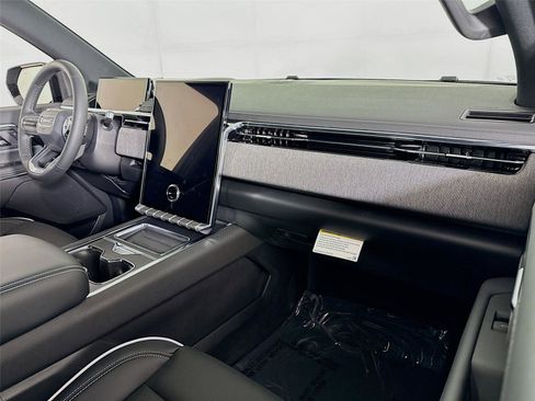 New 2026 GMC Sierra EV Elevation image 22