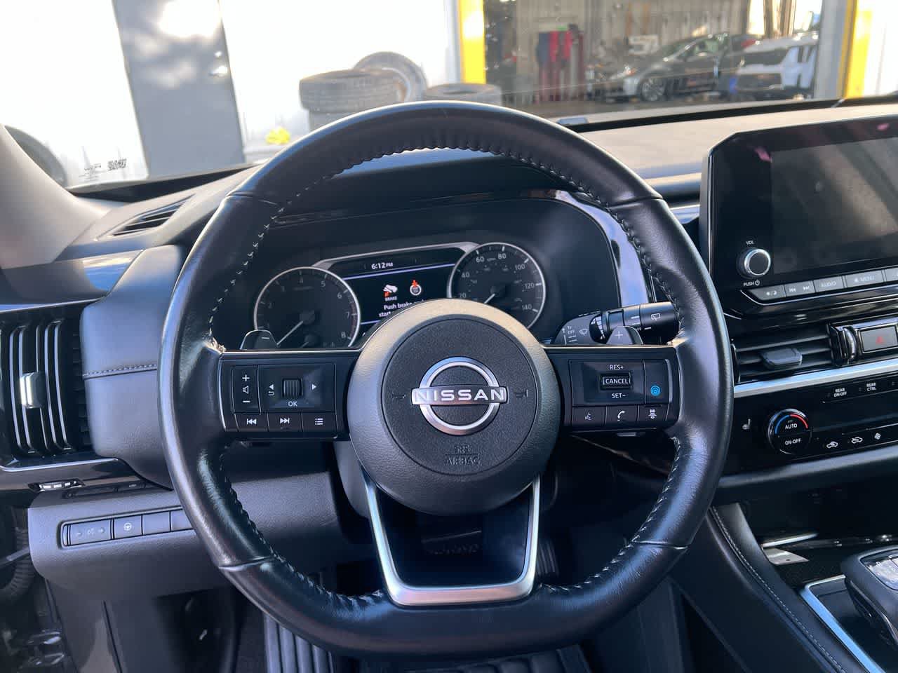 Used 2024 Nissan Pathfinder SV AWD/4WD image 13