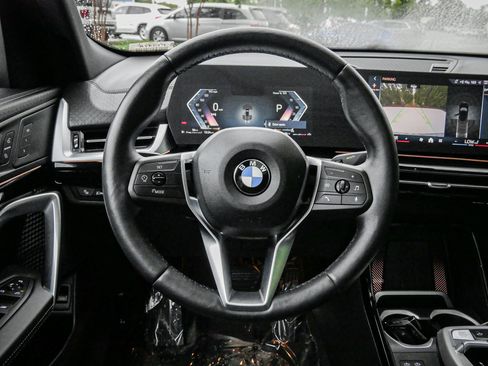 Used 2026 BMW X2 xDrive28i AWD/4WD image 18