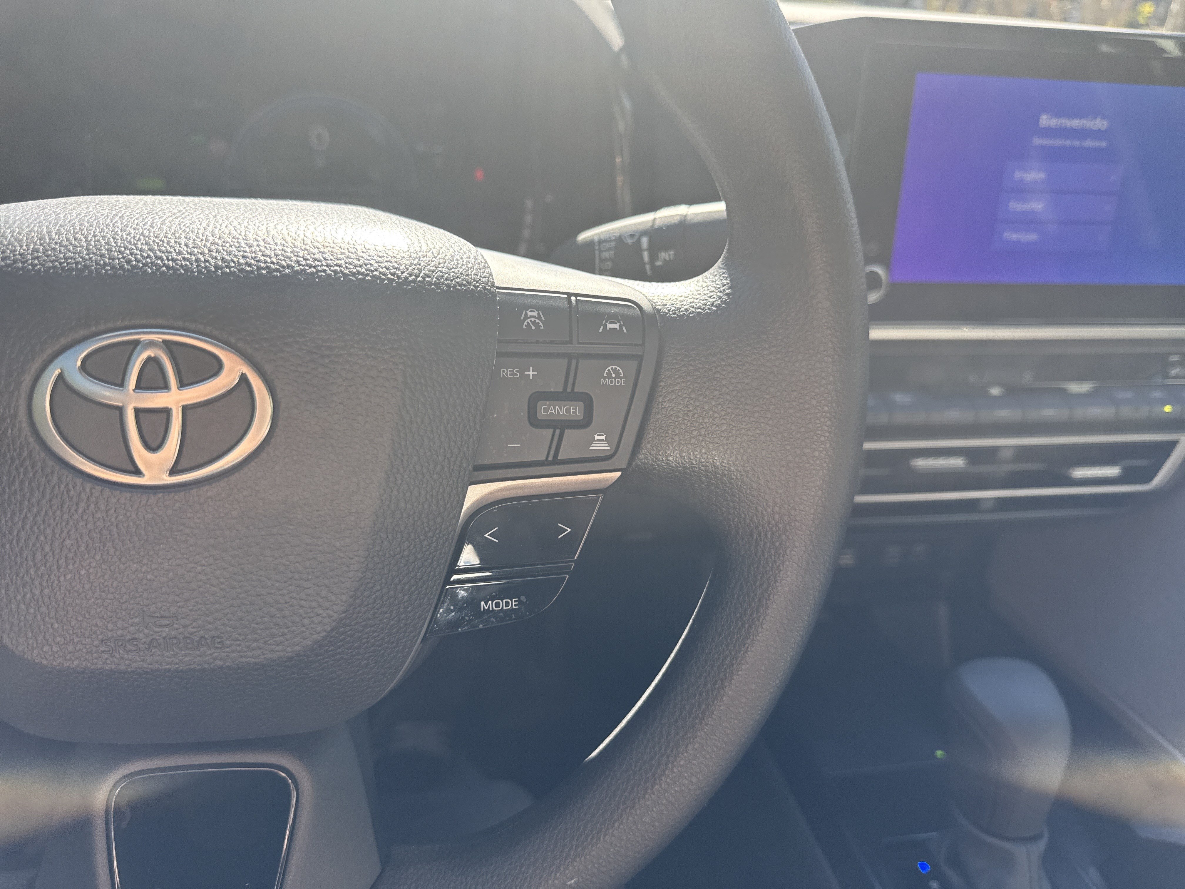 Used 2025 Toyota Camry LE FWD image 18