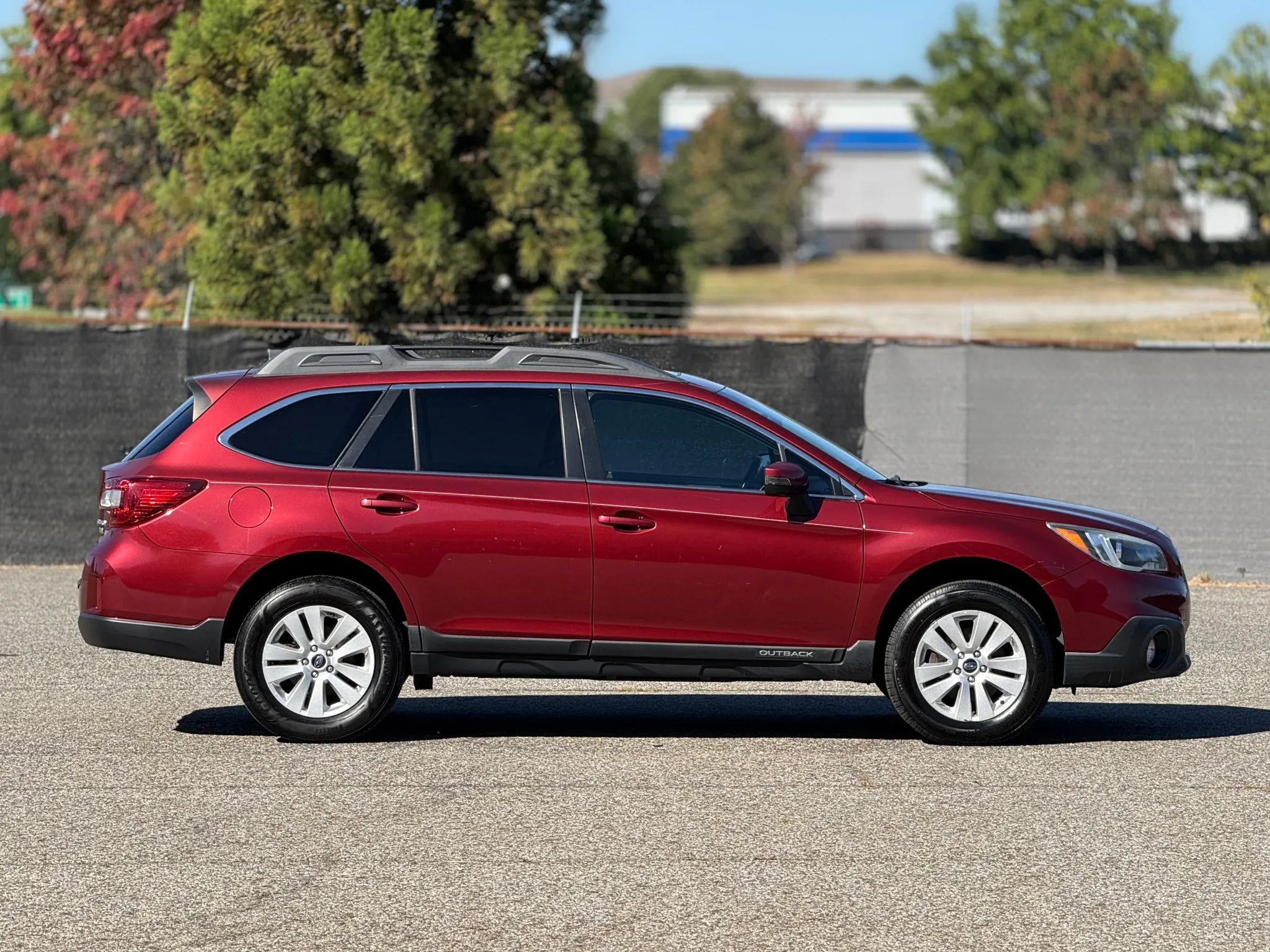 Used 2017 Subaru Outback 2.5i Premium AWD/4WD image 7