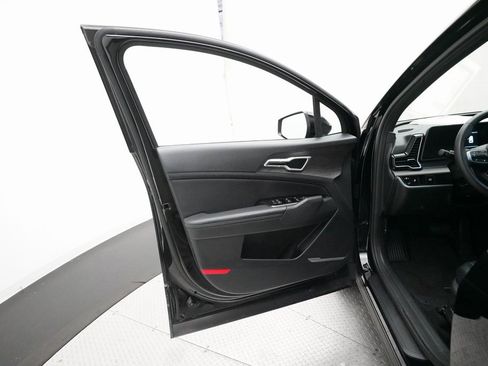 Certified 2023 Kia Sportage X-Line w/ X-Line Premium Package image 28