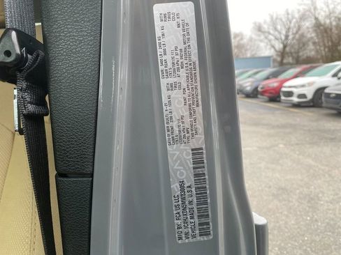 Used 2021 Jeep Wrangler Unlimited Sport image 32