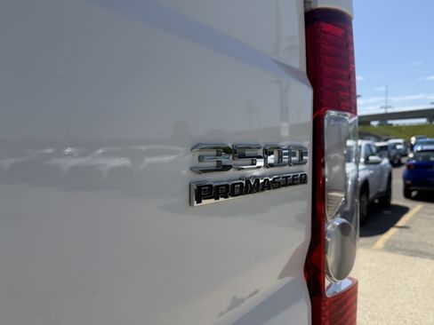 New 2025 RAM ProMaster 3500 w/ Cold Weather Group FWD image 9