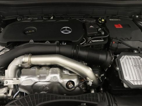 New 2026 Mercedes-Benz GLB 250 image 11