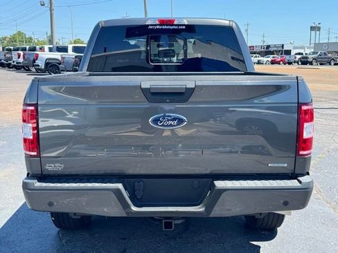 Used 2018 Ford F150 XLT w/ Equipment Group 302A Luxury AWD/4WD image 4