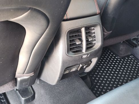 Used 2022 Jeep Cherokee Trailhawk w/ Sun, Sound & Nav Group AWD/4WD image 28