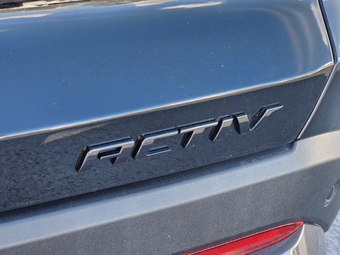 New 2025 Chevrolet Equinox ACTIV w/ Safety and Technology Package image 12