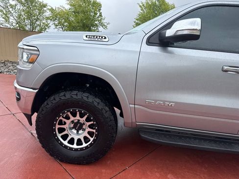 Used 2019 RAM 1500 Laramie AWD/4WD image 34