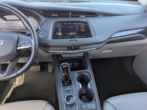 Used 2023 Cadillac XT4 Premium Luxury image 20