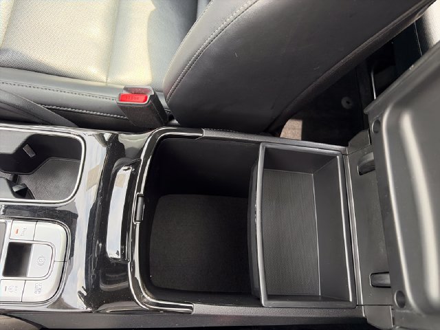 Used 2025 Kia Telluride S AWD/4WD image 26