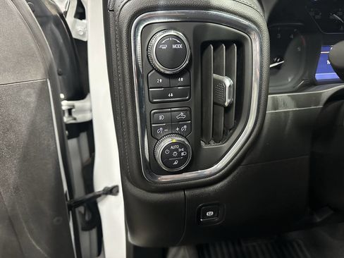 Used 2023 GMC Sierra 2500 SLE w/ SLE Convenience Package image 18