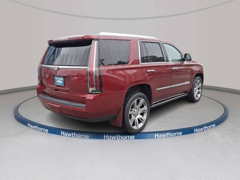 Used 2016 Cadillac Escalade Premium AWD/4WD image 6
