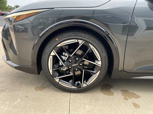 New 2026 Kia K4 GT-Line w/ GT-Line Premium Package FWD image 16