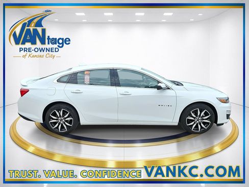 Used 2023 Chevrolet Malibu RS w/ Driver Confidence Package FWD image 5