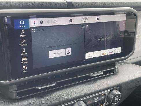 Used 2025 Jeep Gladiator Sport AWD/4WD image 15