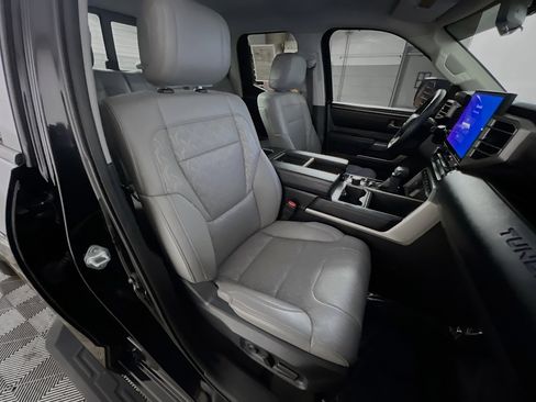 Used 2022 Toyota Tundra SR5 image 31