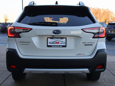 Used 2023 Subaru Outback Touring image 5