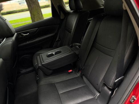 Used 2015 Nissan Rogue SL w/ SL Premium Package image 47