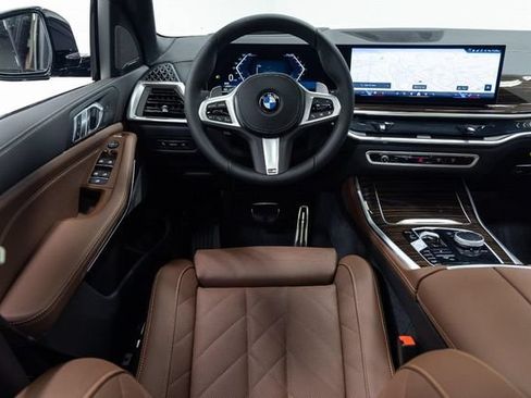 New 2026 BMW X5 xDrive40i w/ M Sport Package AWD/4WD image 4