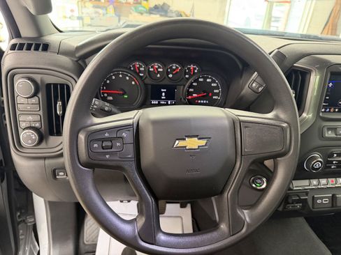 Used 2024 Chevrolet Silverado 2500 Custom w/ Custom Convenience Package AWD/4WD image 14