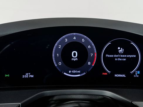 Used 2025 Porsche Panamera 4 image 41