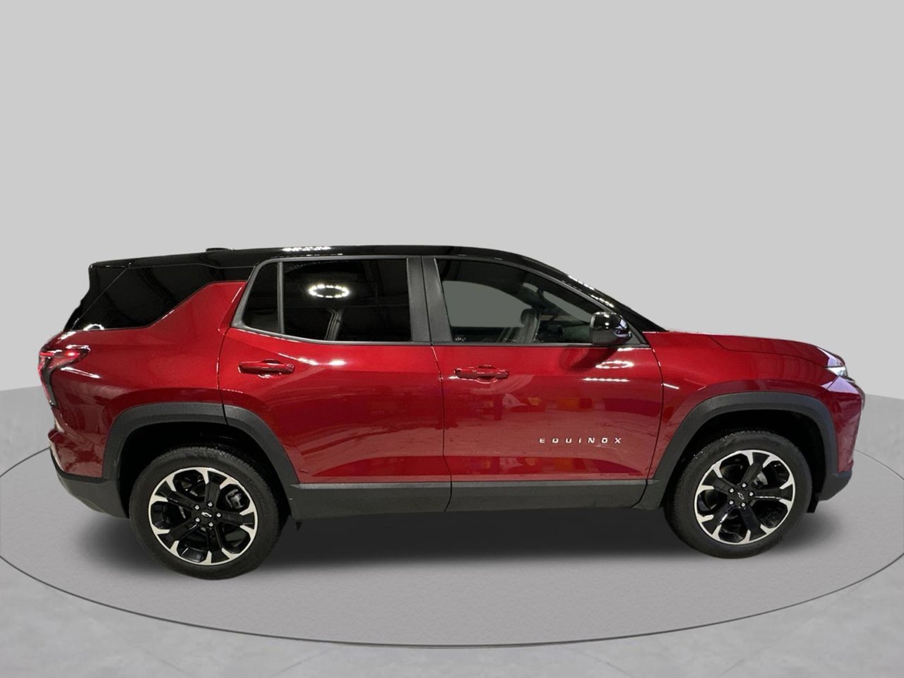 Used 2026 Chevrolet Equinox LT FWD image 6