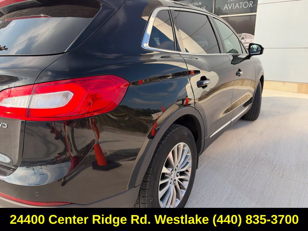 Used 2018 Lincoln MKX Select AWD/4WD image 11
