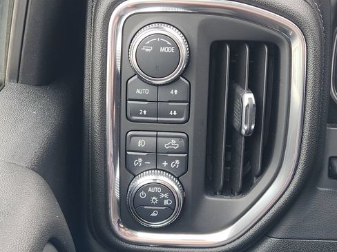 Used 2021 GMC Sierra 3500 Denali w/ Denali Ultimate Package AWD/4WD image 6