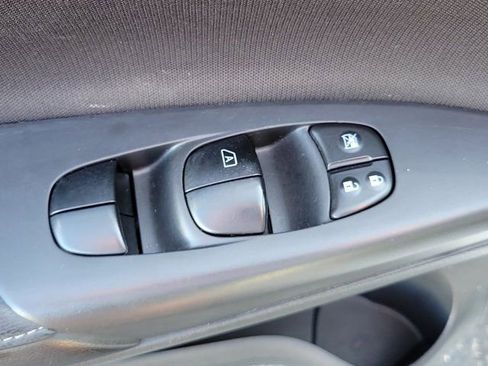 Used 2017 Nissan Sentra SV image 22