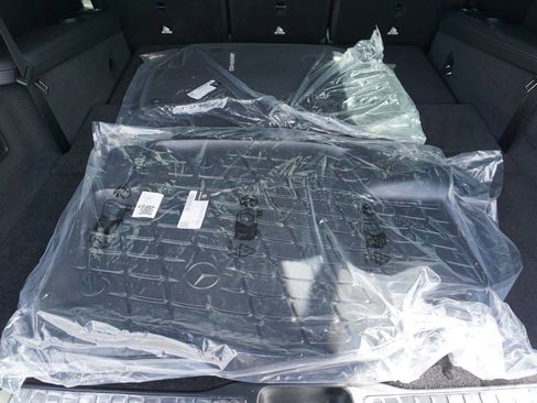 New 2026 Mercedes-Benz GLS 580 4MATIC image 26