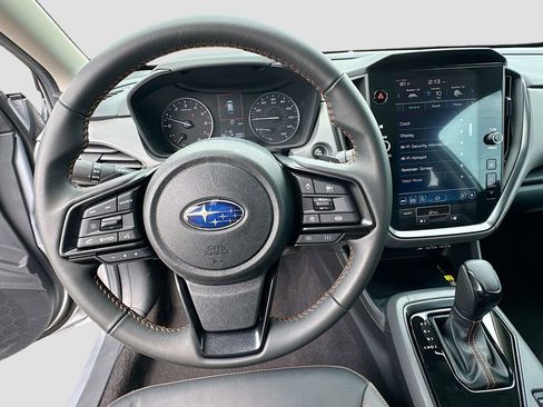 Certified 2025 Subaru Crosstrek 2.5i Limited w/ Crosstrek Mirror Package image 15