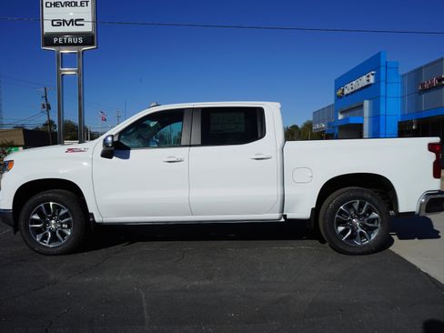 New 2026 Chevrolet Silverado 1500 LT w/ All Star Edition Plus AWD/4WD image 2